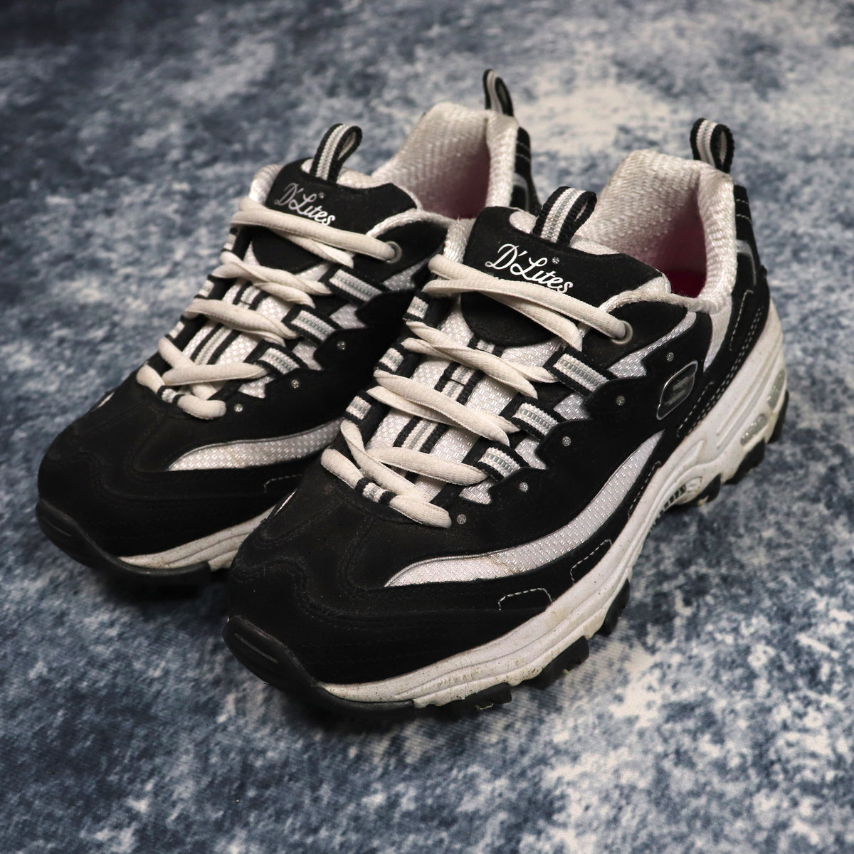 Skechers black & white dlites trainers sales