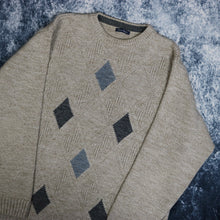 Load image into Gallery viewer, Vintage Oatmeal Diamond Jumper
